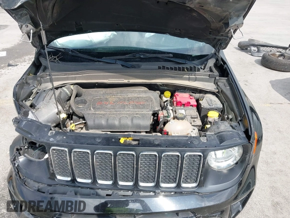 2020 Jeep Renegade Latitude with VIN ZACNJABB8LPL44436, listed as a IAAI auction lot 41919226 with 71,600 mi miles and . Bid and sale history available at DreamBid. Image 10.