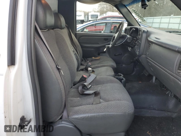 2003 Chevrolet Silverado 1500 with VIN 1GCEC14V83Z253382, listed as a Copart auction lot 84994344 with Not Provided miles and Salvage Title. Bid and sale history available at carsss.com. Image 10.