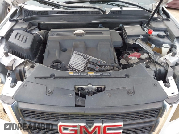 2011 GMC Terrain SLT-1 with VIN 2CTFLUE51B6423925, listed as a IAAI auction lot 41902593 with 120,105 mi miles and . Bid and sale history available at carsss.com. Image 10.