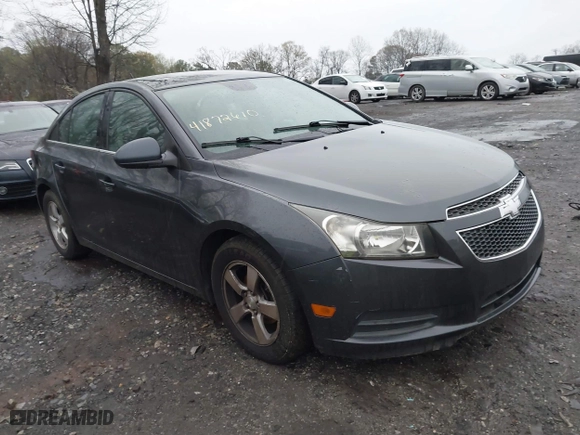 2013 Chevrolet Cruze 1LT with VIN 1G1PC5SB7D7173893, listed as a IAAI auction lot 41872610 with 207,055 mi miles. Bid and sale history available at carsss.com. Image 1.