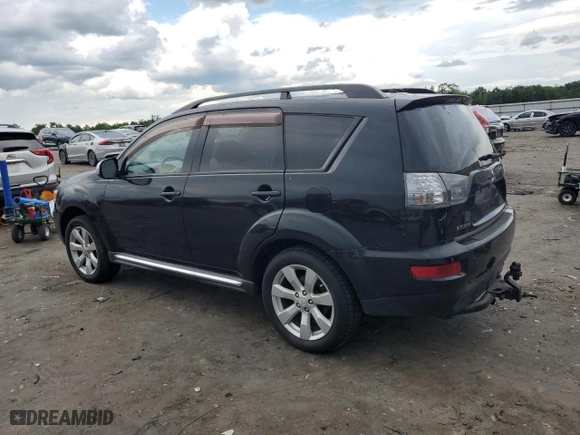 2010 Mitsubishi Outlander XLS with VIN JA4JT4AX5AZ009993, listed as a Copart auction lot 68136904 with 138,149 mi miles and Salvage Title. Bid and sale history available at carsss.com. Image 2.