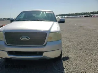 2005 Ford F-150 XLT z VIN 1FTPX125X5FB26699, wystawiony jako Copart lot #57386895 z przebiegiem 151 295 mil mil oraz Szkoda całkowita • Salvage title. Historia ofert i sprzedaży dostępna na DreamBid. Obrazek 13.