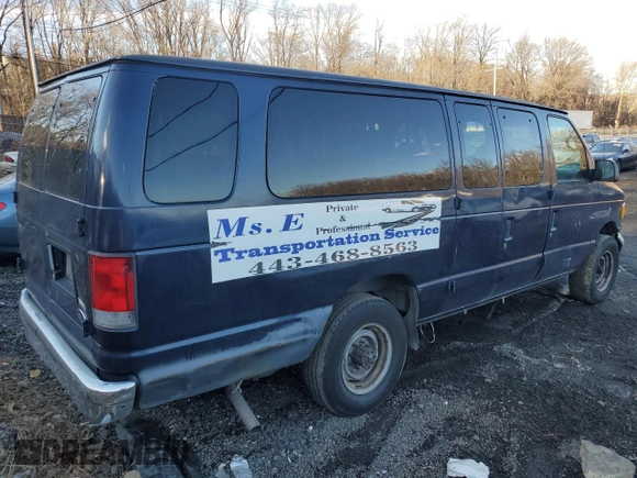 2001 Ford Econoline Passenger XL with VIN 1FBSS31L41HA97689, listed as a Copart auction lot 42326915 with 131,072 mi miles and Salvage title. Bid and sale history available at DreamBid. Image 3.
