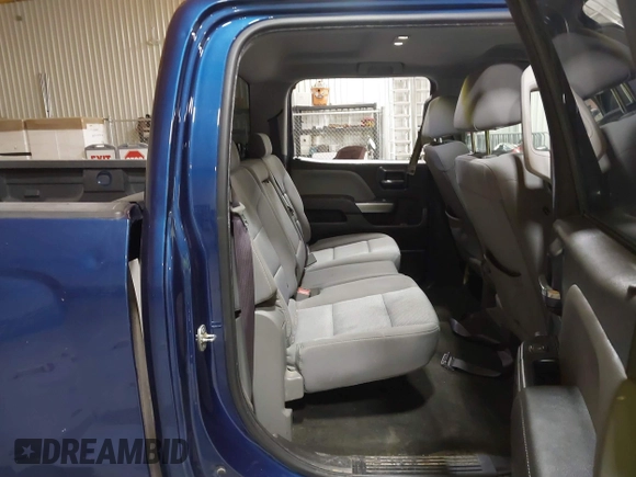 2017 Chevrolet Silverado 1500 LT with VIN 3GCPCREH6HG505606, listed as a IAAI auction lot 41707599 with 185,248 mi miles. Bid and sale history available at carsss.com. Image 8.