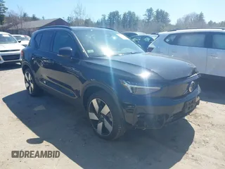 2024 Volvo XC40 Plus z VIN YV4ER3XL5R2273804, wystawiony jako IAAI lot #42046244 z przebiegiem 12 694 mil mil oraz . Historia ofert i sprzedaży dostępna na DreamBid. Obrazek 1.