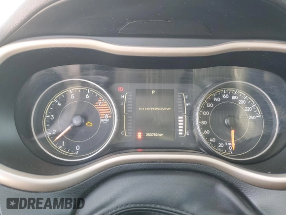 2017 Jeep Cherokee Sport с VIN 1C4PJLAS0HW597656, выставлен на аукционе Copart как лот 46268954 с пробегом 253 769 миль миль и Списание • Salvage title. История ставок и продаж доступна на DreamBid. Изображение 9.