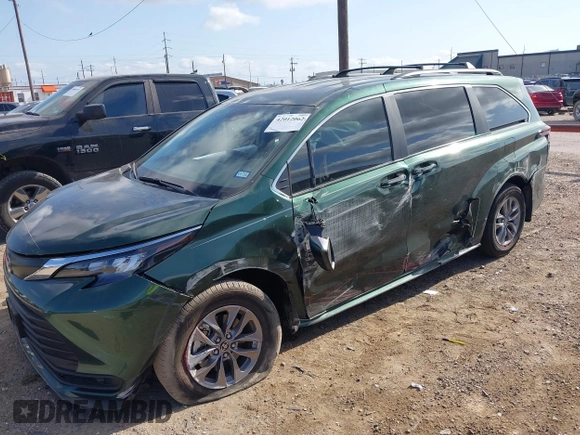 2025 Toyota Sienna LE z VIN 5TDKRKEC2SS233830, wystawiony jako IAAI lot #42012062 z przebiegiem 2 451 mil mil oraz . Historia ofert i sprzedaży dostępna na DreamBid. Obrazek 6.