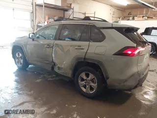 2022 Toyota RAV4 Hybrid XLE with VIN 2T3RWRFV1NW133432, listed as a IAAI auction lot 41561305 with 35,042 mi miles. Bid and sale history available at carsss.com. Image 3.