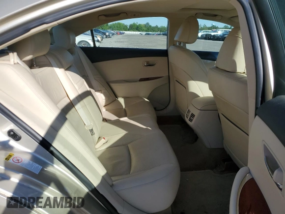 2012 Lexus ES 330 z VIN JTHBK1EG9C2481629, wystawiony jako Copart lot #57839495 z przebiegiem 60 339 mil mil oraz Czysty tytuł • Clean title. Historia ofert i sprzedaży dostępna na DreamBid. Obrazek 10.