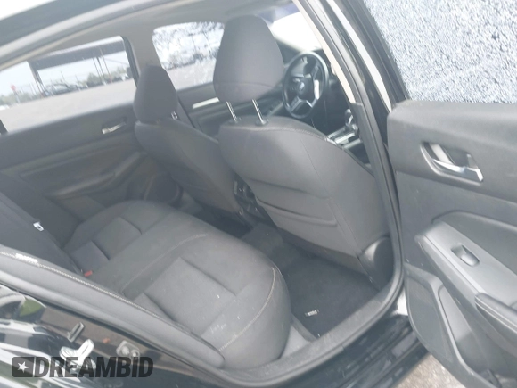 2019 Nissan Altima SV z VIN 1N4BL4DV2KC107748, wystawiony jako IAAI lot #41912040 z przebiegiem 157 226 mil mil oraz . Historia ofert i sprzedaży dostępna na DreamBid. Obrazek 8.