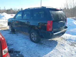 2007 GMC Yukon SLT with VIN 1GKFK13077R123021, listed as a IAAI auction lot 41603180 with 247,945 mi miles. Bid and sale history available at carsss.com. Image 3.
