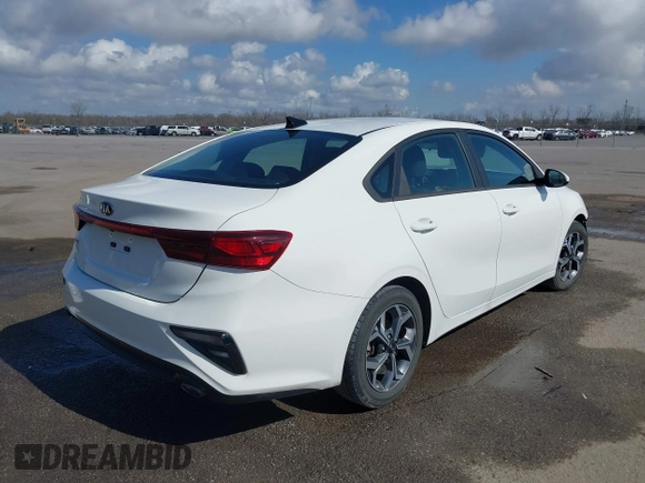 2021 Kia Forte LXS с VIN 3KPF24AD9ME312375, выставлен на аукционе IAAI как лот 41525460 с пробегом 64 280 миль миль и . История ставок и продаж доступна на DreamBid. Изображение 4.