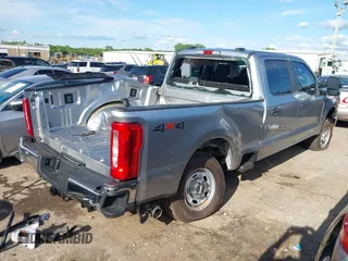 2024 Ford F-250 XL с VIN 1FT7W2BT8REE95869, выставлен на аукционе IAAI как лот 42170240 с пробегом Не указан миль и . История ставок и продаж доступна на DreamBid. Изображение 4.