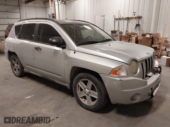 2007 Jeep Compass Sport with VIN 1J8FF47W57D598222, listed as a IAAI auction lot 41379480 with 181,919 mi miles. Bid and sale history available at carsss.com. Image 1.