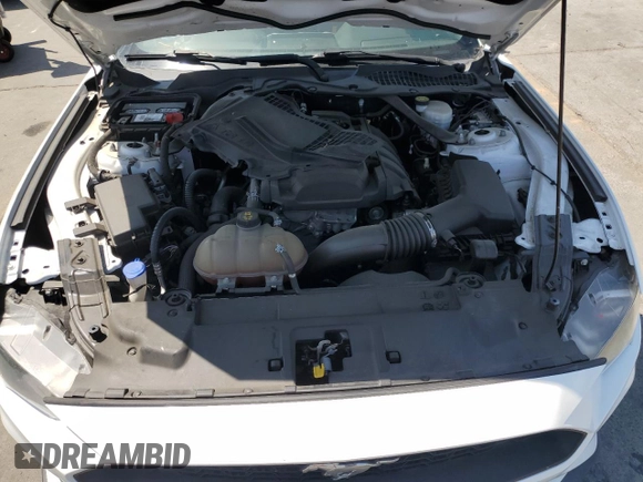 2020 Ford Mustang EcoBoost z VIN 1FATP8UH9L5111800, wystawiony jako Copart lot #59817955 z przebiegiem 79 304 mil mil oraz Czysty tytuł • Clean title. Historia ofert i sprzedaży dostępna na DreamBid. Obrazek 11.