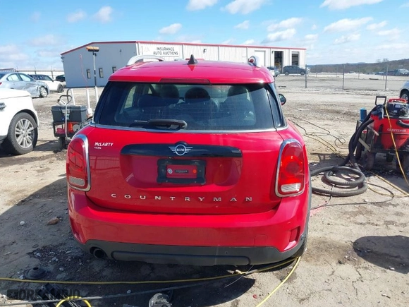 2019 MINI Countryman Cooper with VIN WMZYS7C55K3F45774, listed as a IAAI auction lot 41720883 with 124,599 mi miles. Bid and sale history available at carsss.com. Image 17.