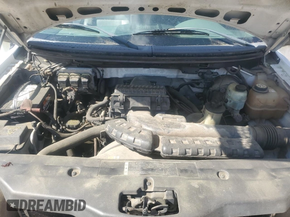 2006 Ford F-150 XL with VIN 1FTVX12546NB34957, listed as a Copart auction lot 76332404 with 238,778 mi miles and Clean title. Bid and sale history available at DreamBid. Image 11.