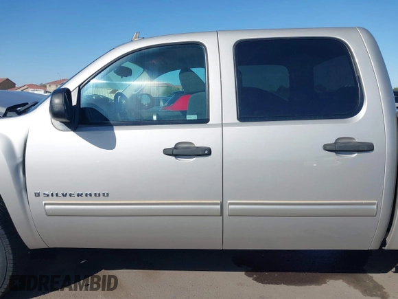 2009 Chevrolet Silverado 1500 LT with VIN 3GCEC23019G120466, listed as a IAAI auction lot 41754684 with 119,330 mi miles. Bid and sale history available at carsss.com. Image 15.
