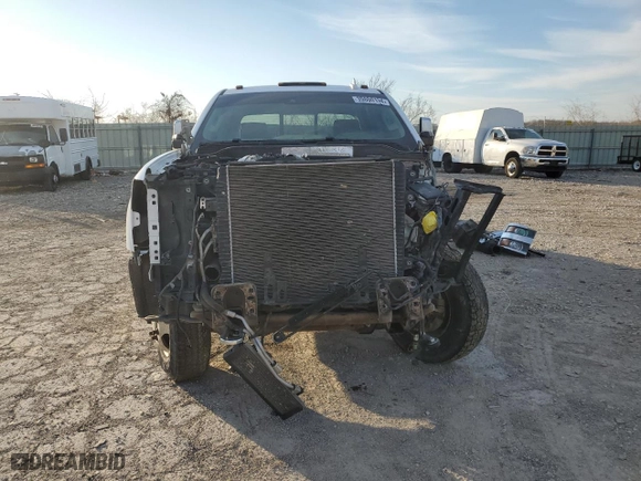 2018 Chevrolet Silverado 3500HD High Country with VIN 1GC4K1EY7JF225224, listed as a Copart auction lot 39800194 with 0 mi miles and Salvage Title. Bid and sale history available at carsss.com. Image 5.