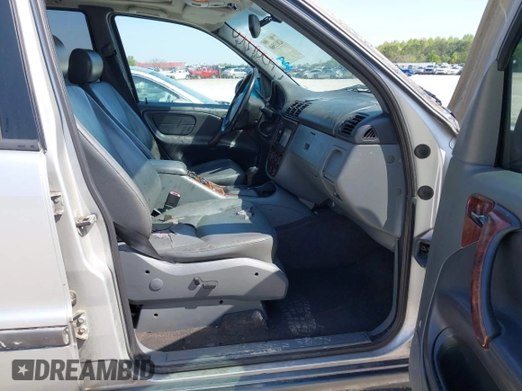 1998 Mercedes-Benz M 320/430/500 with VIN 4JGAB54E4WA028044, listed as a IAAI auction lot 42013560 with 196,372 mi miles and . Bid and sale history available at DreamBid. Image 5.