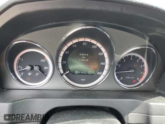 2010 Mercedes-Benz C 300 Sport z VIN WDDGF8BB7AR130970, wystawiony jako Copart lot #58323495 z przebiegiem 134 538 mil mil oraz Szkoda całkowita • Salvage title. Historia ofert i sprzedaży dostępna na DreamBid. Obrazek 9.