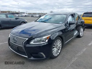 2017 Lexus LS 460 z VIN JTHCL5EF2H5028166, wystawiony jako IAAI lot #42049415 z przebiegiem 205 982 mil mil oraz . Historia ofert i sprzedaży dostępna na DreamBid. Obrazek 2.