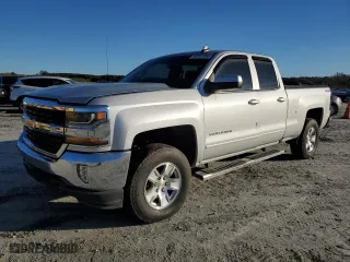 2018 Chevrolet Silverado 1500 LT with VIN 1GCVKREH0JZ127251, listed as a Copart auction lot 76782184 with 77,645 mi miles and Salvage Title. Bid and sale history available at carsss.com. Image 1.