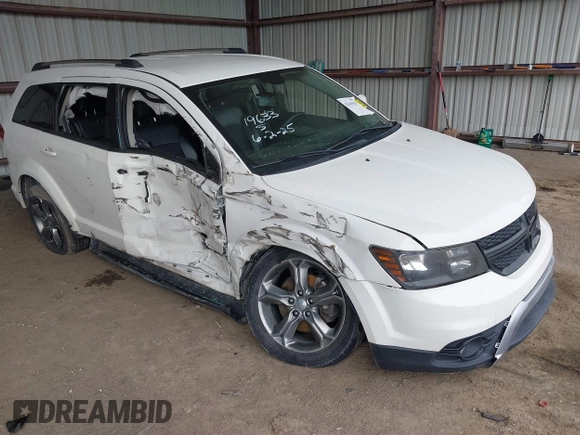 2017 Dodge Journey Crossroad Plus z VIN 3C4PDDGG2HT574854, wystawiony jako IAAI lot #42444167 z przebiegiem 111 936 mil mil oraz . Historia ofert i sprzedaży dostępna na DreamBid. Obrazek 1.