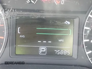 2017 Nissan Sentra SR z VIN 3N1AB7AP4HY303578, wystawiony jako IAAI lot #42151668 z przebiegiem 75 885 mil mil oraz . Historia ofert i sprzedaży dostępna na DreamBid. Obrazek 15.