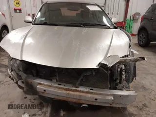 2006 Mazda 3 s z VIN JM1BK123061521769, wystawiony jako IAAI lot #41532693 z przebiegiem 134 196 mil mil oraz . Historia ofert i sprzedaży dostępna na DreamBid. Obrazek 6.