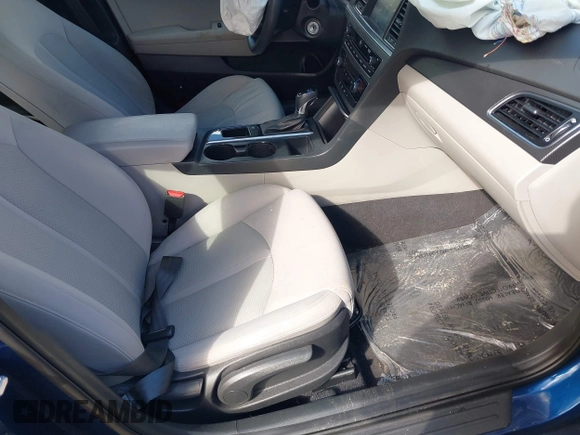 2017 Hyundai Sonata Sport with VIN 5NPE34AF3HH481285, listed as a IAAI auction lot 41950164 with 49,273 mi miles and . Bid and sale history available at DreamBid. Image 5.