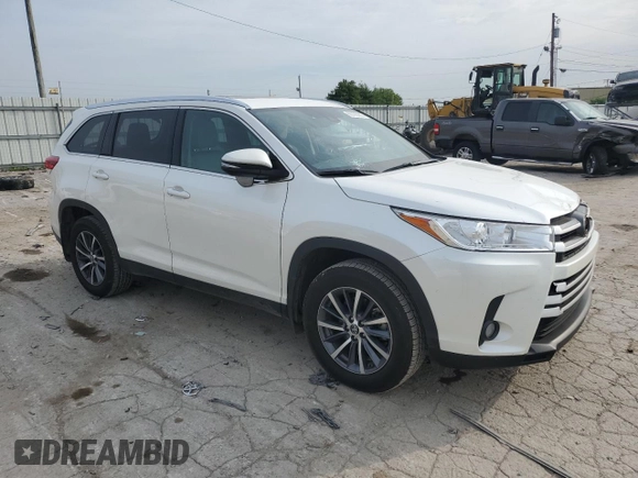 2019 Toyota Highlander SE with VIN 5TDJZRFH5KS917107, listed as a Copart auction lot 60798935 with 55,397 mi miles and Salvage title. Bid and sale history available at DreamBid. Image 4.
