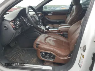2013 Audi A8 3.0L z VIN WAURGAFD5DN018082, wystawiony jako Copart lot #60092825 z przebiegiem 69 345 mil mil oraz Szkoda całkowita • Salvage title. Historia ofert i sprzedaży dostępna na DreamBid. Obrazek 7.