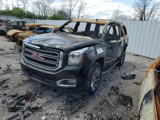 2018 GMC Yukon SLE z VIN 1GKS2AKC2JR342616, wystawiony jako Copart lot #51995665 z przebiegiem Nie podano mil oraz Szkody całkowita. Historia ofert i sprzedaży dostępna na DreamBid. Obrazek 1.
