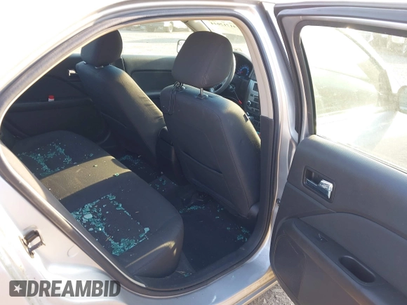 2011 Ford Fusion SE with VIN 3FAHP0HA2BR194051, listed as a IAAI auction lot 41712044 with 64,001 mi miles. Bid and sale history available at carsss.com. Image 8.