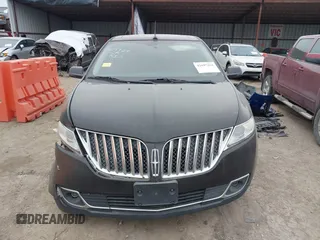 2012 Lincoln MKX z VIN 2LMDJ8JK0CBL17485, wystawiony jako IAAI lot #41697261 z przebiegiem 171 648 mil mil oraz . Historia ofert i sprzedaży dostępna na DreamBid. Obrazek 12.