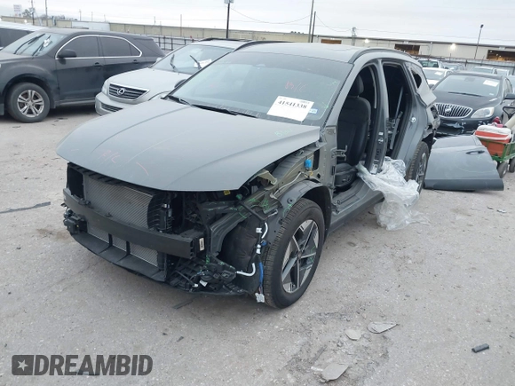 2025 Hyundai Tucson SEL Convenience with VIN 5NMJC3DE8SH455202, listed as a IAAI auction lot 41541338 with 5,911 mi miles. Bid and sale history available at carsss.com. Image 21.