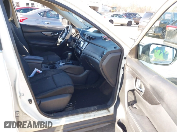 2017 Nissan Rogue SV with VIN KNMAT2MT9HP560033, listed as a IAAI auction lot 41396661 with 200,717 mi miles. Bid and sale history available at carsss.com. Image 5.