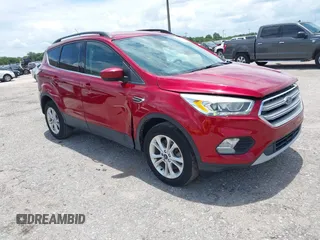 2017 Ford Escape SE z VIN 1FMCU0G95HUE86116, wystawiony jako IAAI lot #42397021 z przebiegiem 115 573 mil mil oraz . Historia ofert i sprzedaży dostępna na DreamBid. Obrazek 1.