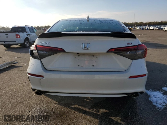 2022 Honda Civic Si z VIN 2HGFE1E51NH472864, wystawiony jako Copart lot #84237484 z przebiegiem Nie podano mil oraz Nie do naprawy • Non repairable. Historia ofert i sprzedaży dostępna na DreamBid. Obrazek 6.