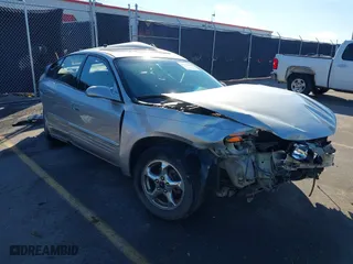 2005 Pontiac Bonneville SE with VIN 1G2HX52K35U143474, listed as a IAAI auction lot 41240919 with 141,122 mi miles. Bid and sale history available at carsss.com. Image 1.