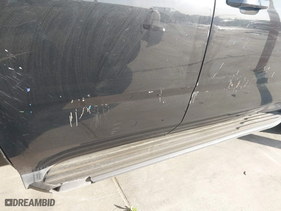 2019 Chevrolet Tahoe Commercial with VIN 1GNLCDEC0KR390778, listed as a IAAI auction lot 41800011 with 1 mi miles. Bid and sale history available at carsss.com. Image 18.
