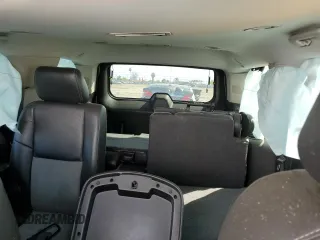 2013 GMC Yukon SLE with VIN 1GKS1AE03DR191410, listed as a Copart auction lot 48658234 with 121,572 mi miles and Salvage Title. Bid and sale history available at carsss.com. Image 11.