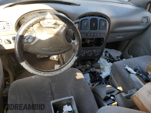 2002 Chrysler Town & Country EX with VIN 2C8GP74L22R503107, listed as a Copart auction lot 88330165 with 285,216 mi miles and Salvage Title. Bid and sale history available at carsss.com. Image 8.