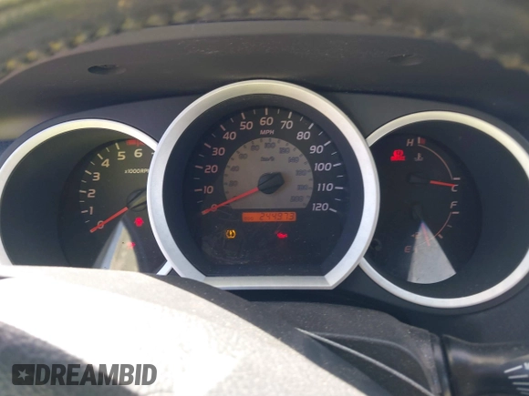 2007 Toyota Tacoma with VIN 5TELU42N97Z387675, listed as a IAAI auction lot 41687877 with 244,973 mi miles and . Bid and sale history available at DreamBid. Image 7.