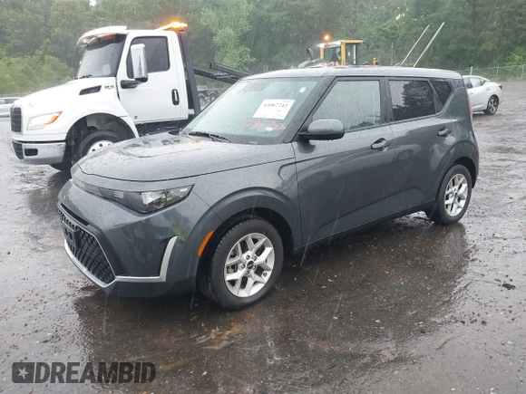 2023 Kia Soul LX with VIN KNDJ23AU8P7882912, listed as a IAAI auction lot 42087742 with 44,138 mi miles. Bid and sale history available at carsss.com. Image 18.