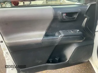 2016 Toyota Tacoma SR with VIN 5TFRX5GN4GX072662, listed as a IAAI auction lot 42742222 with 214,962 mi miles and . Bid and sale history available at DreamBid. Image 1.