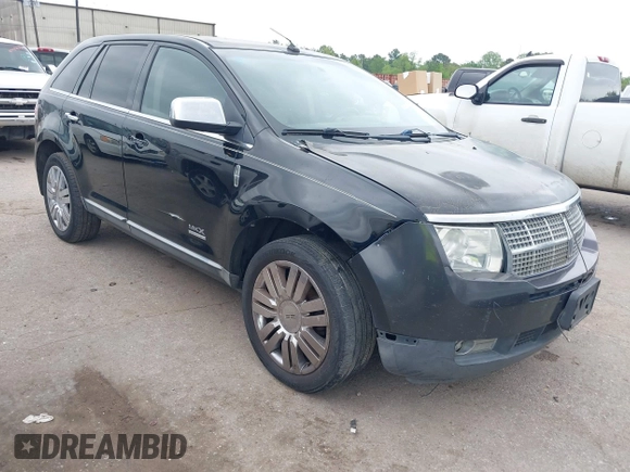 2008 Lincoln MKX z VIN 2LMDU68CX8BJ24813, wystawiony jako IAAI lot #41927383 z przebiegiem 225 516 mil mil oraz . Historia ofert i sprzedaży dostępna na DreamBid. Obrazek 1.