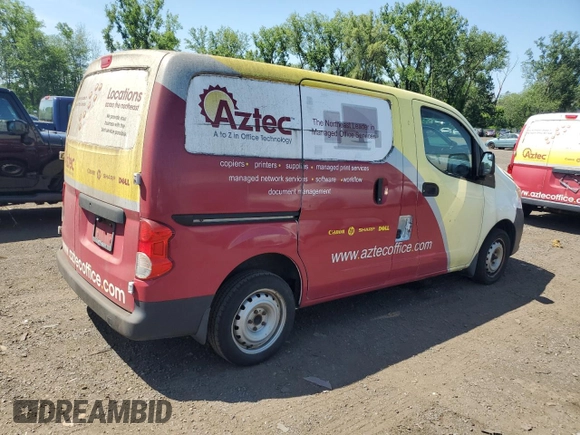 2015 Nissan NV200 SV with VIN 3N6CM0KN3FK718439, listed as a Copart auction lot 62013855 with 234,117 mi miles and Clean title. Bid and sale history available at DreamBid. Image 3.