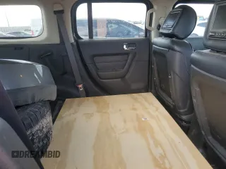 2008 Hummer H3 Luxury z VIN 5GTEN13E788122011, wystawiony jako Copart lot #55663095 z przebiegiem 101 643 mil mil oraz Szkoda całkowita • Salvage title. Historia ofert i sprzedaży dostępna na DreamBid. Obrazek 10.